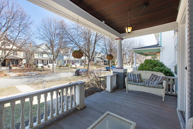 1012 Lincoln Ave, Saint Paul, MN 55105