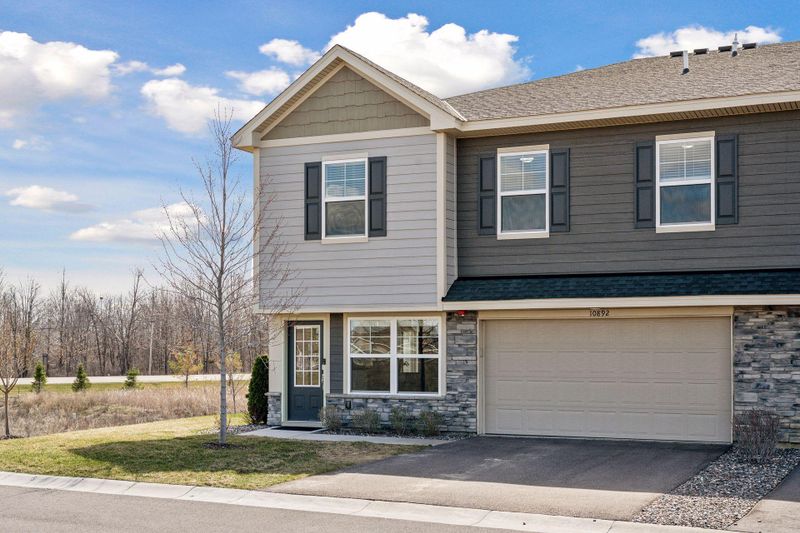 10892 Glacier Ln N, Maple Grove, MN 55369