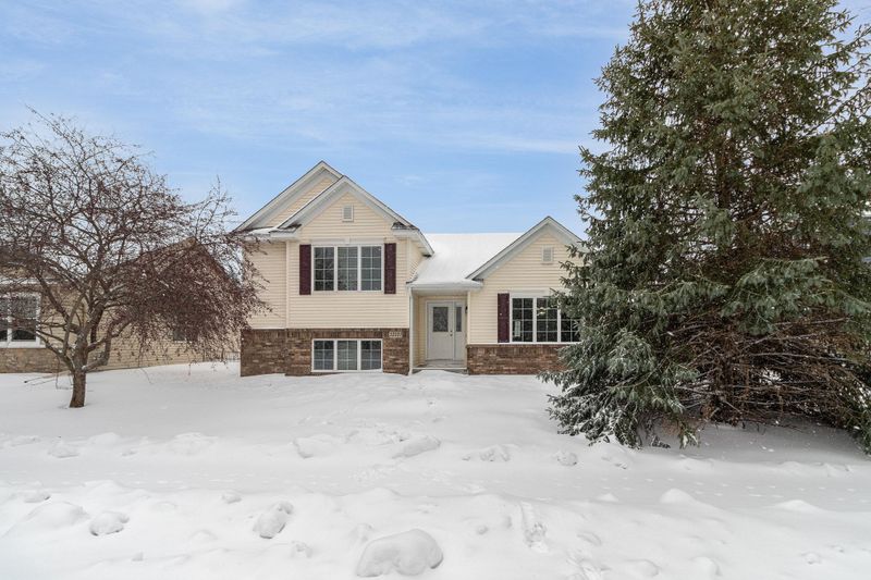 12121 Bataan St NE, Blaine, MN 55449