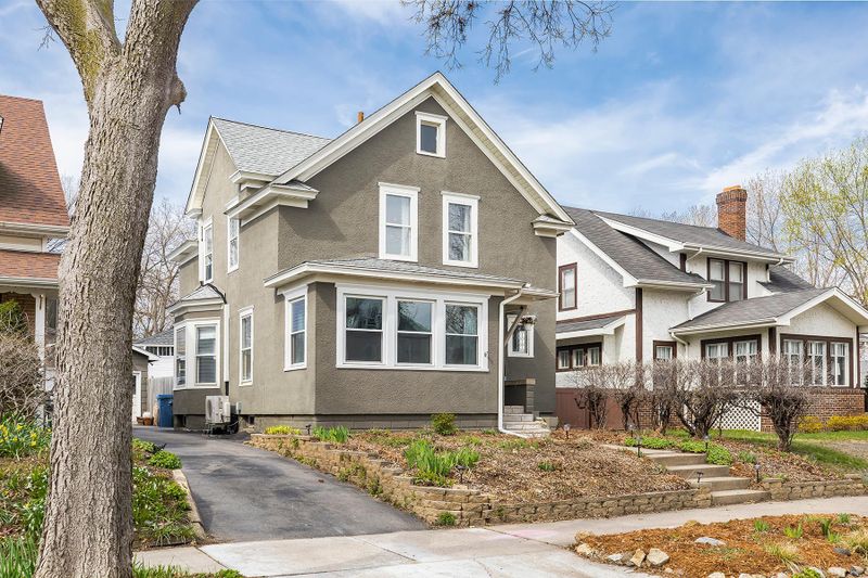 634 4th St NE, Minneapolis, MN 55413