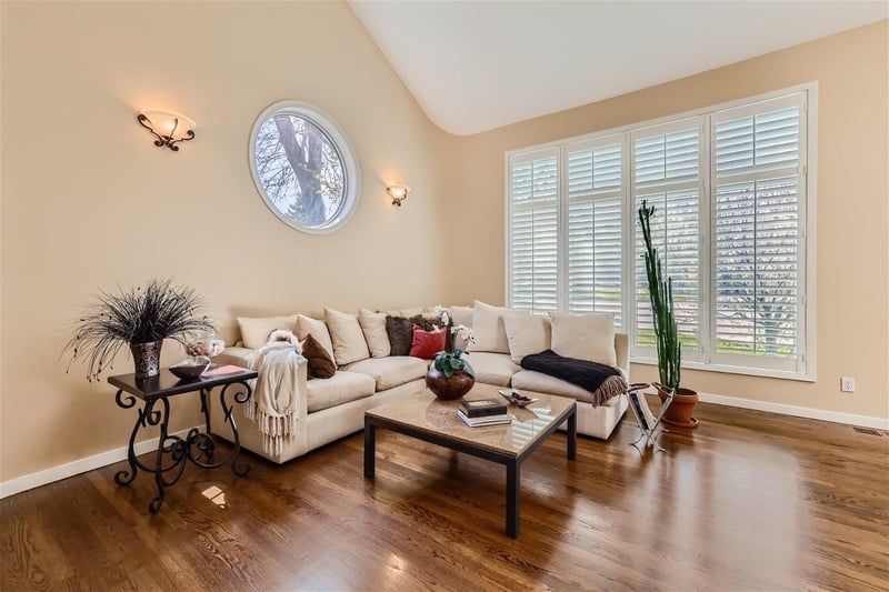 3255 Rosewood Ln N, Plymouth, MN 55441