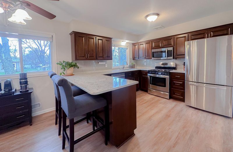 8086 Ingleside Ave S, Cottage Grove, MN 55016
