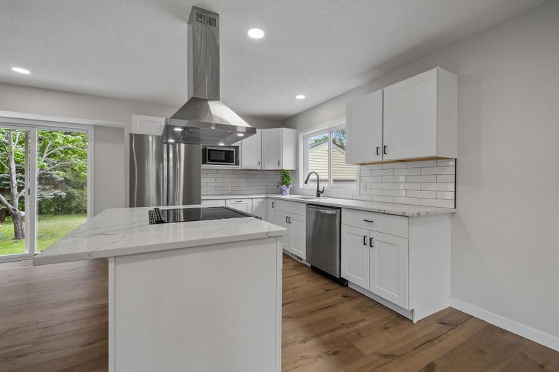 6806 Emerson Ave N, Brooklyn Center, MN 55430