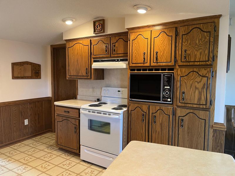 509 Oak St N, Sauk Centre, MN 56378