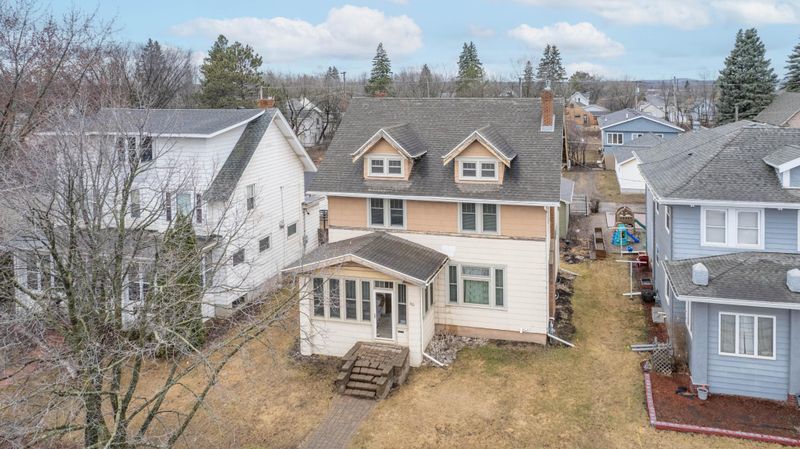 1021 S 5th Ave, Virginia, MN 55792