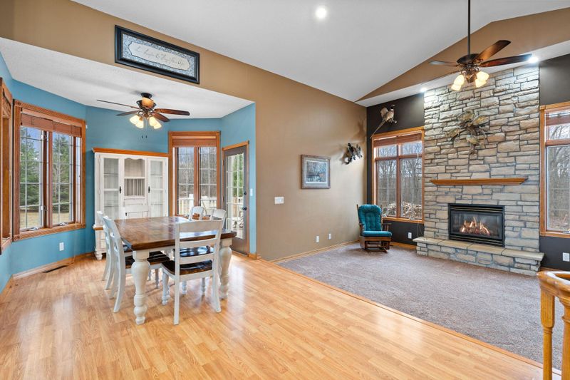 8882 452nd Trl, Harris, MN 55032