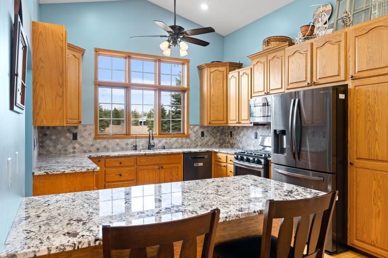8882 452nd Trl, Harris, MN 55032