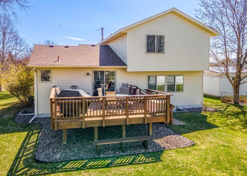 4744 Oxborough Ct, Brooklyn Park, MN 55443