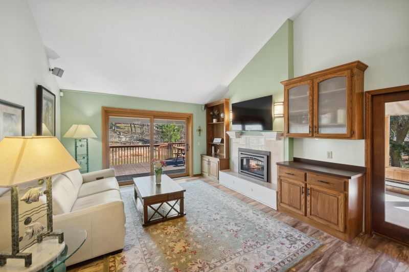 1519 Mcclung Dr, Arden Hills, MN 55112
