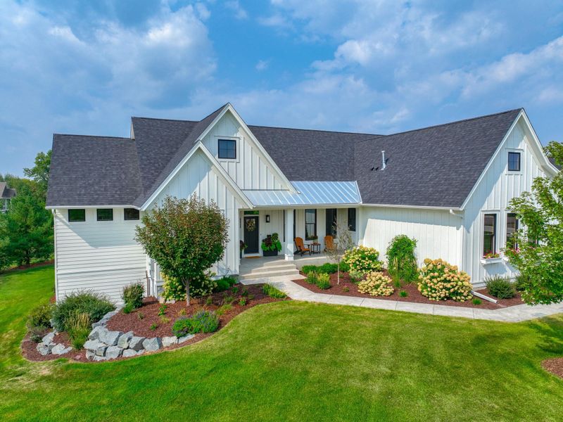 3518 Pete Miller Trl N, Stillwater, MN 55082