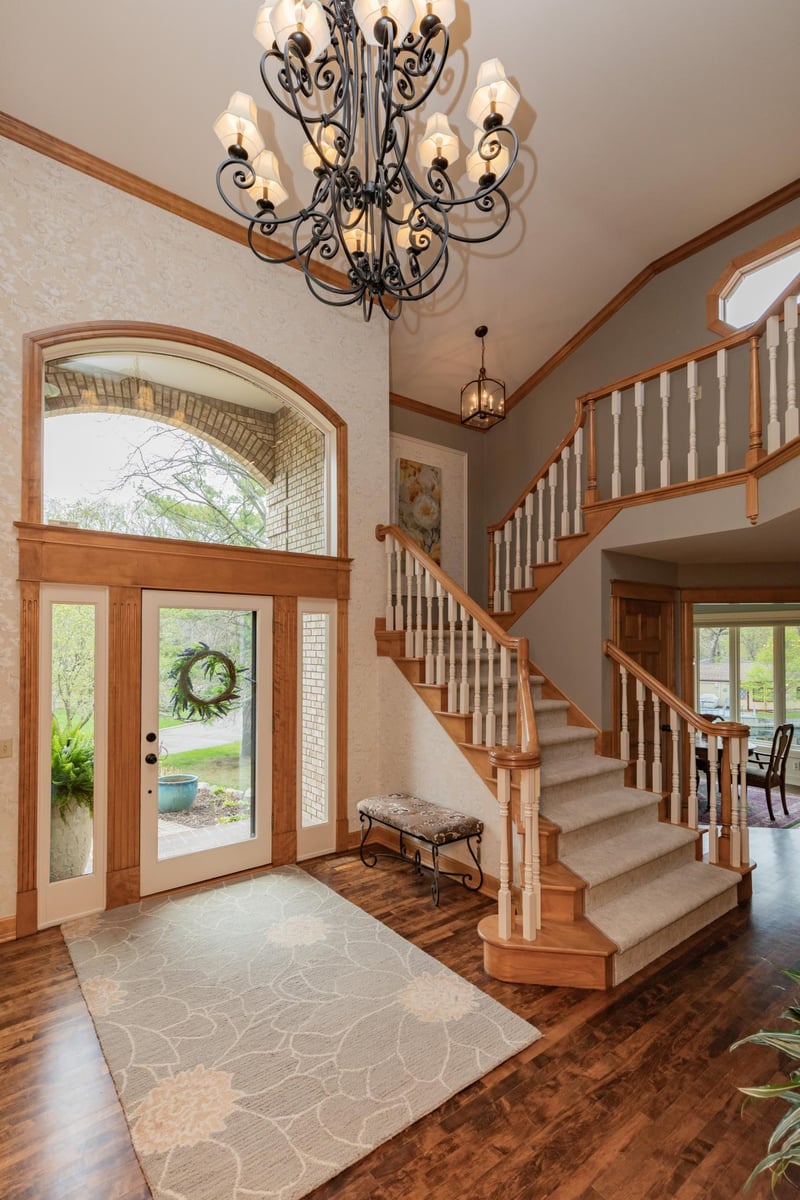 1714 Pondview Ter, Minnetonka, MN 55391