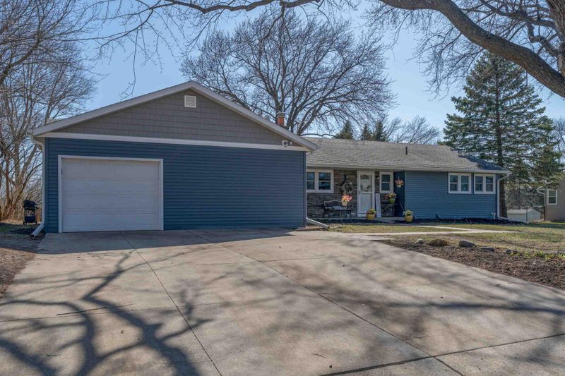 119 Catalina Dr, Mankato, MN 56001