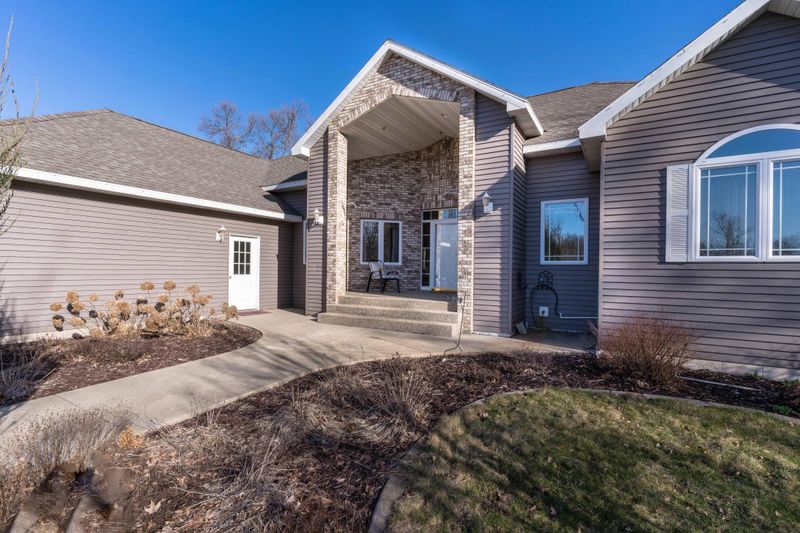 23801 Ridgewood Cir, Fergus Falls, MN 56537