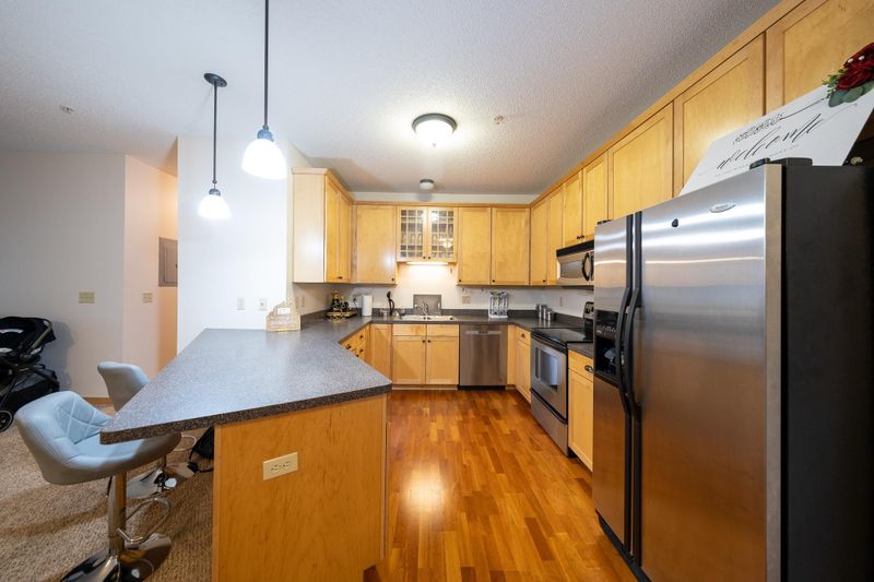 2530 E 34th St #206, Minneapolis, MN 55406