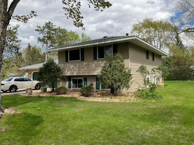 15721 Hedgehog St NW, Ramsey, MN 55303
