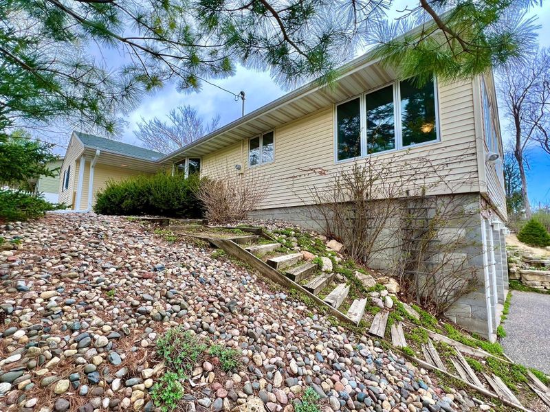 504 Seymour St, Red Wing, MN 55066