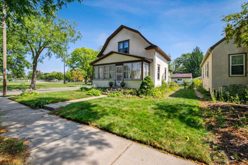 3501 37th Ave S, Minneapolis, MN 55406