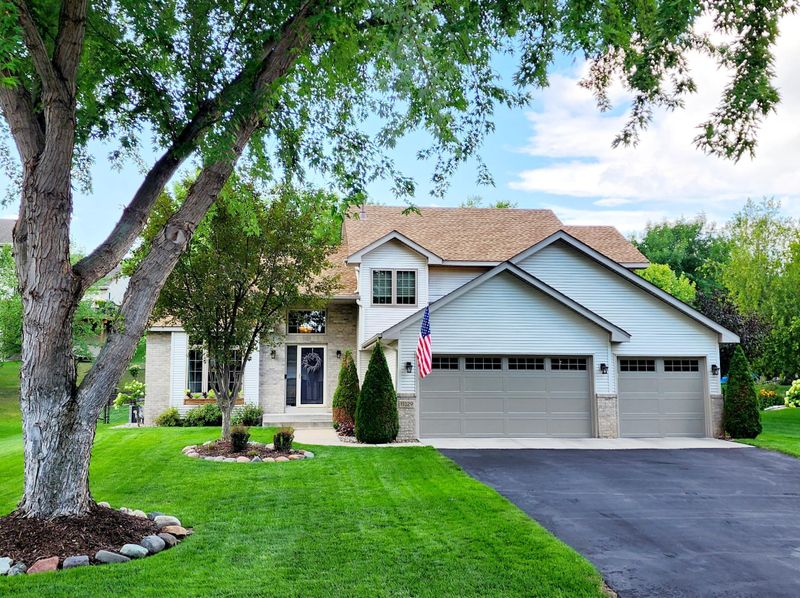 11329 Tilbury Ln N, Champlin, MN 55316