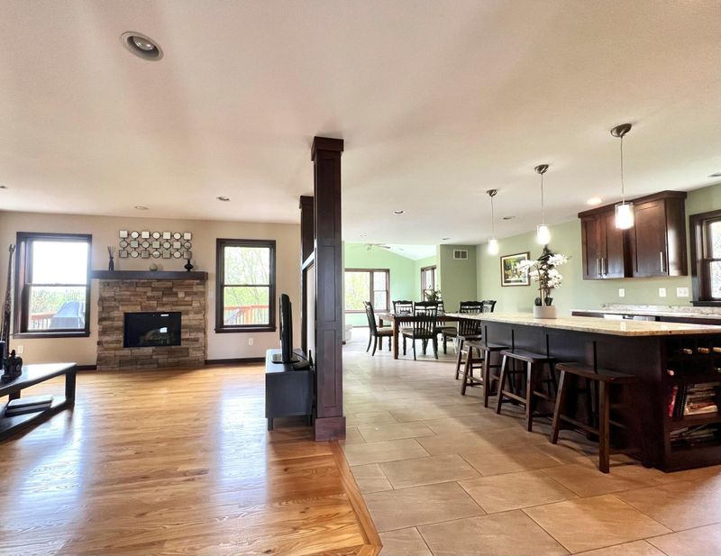 5243 Forest Knoll Dr SE, Rochester, MN 55904