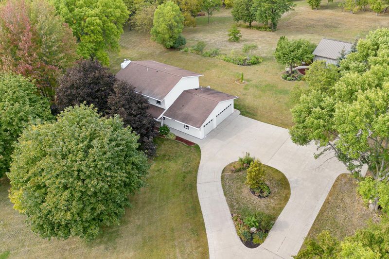 2400 133rd St W, Shakopee, MN 55379