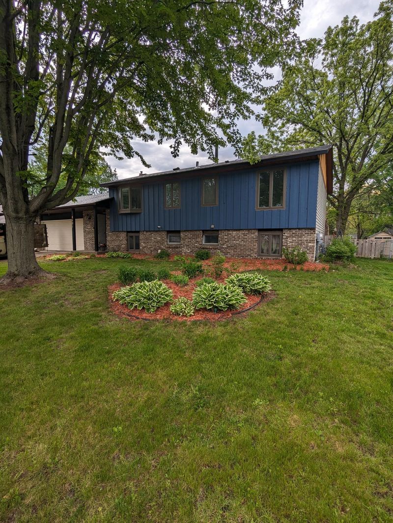 8401 75th St S, Cottage Grove, MN 55016