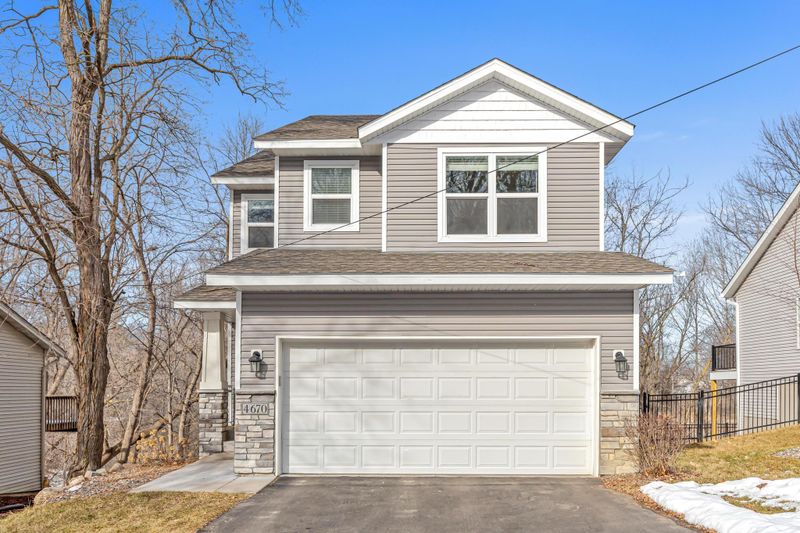 4670 Manchester Rd, Mound, MN 55364