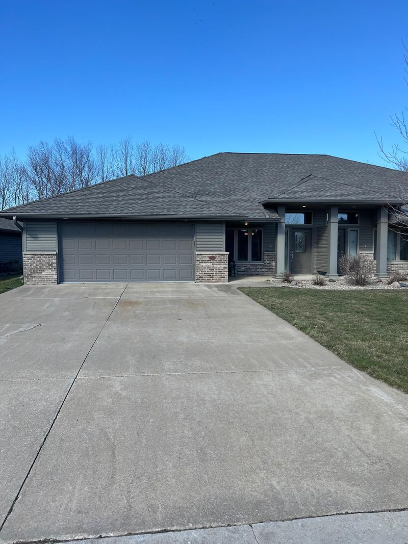 1506 SW 28th St, Austin, MN 55912