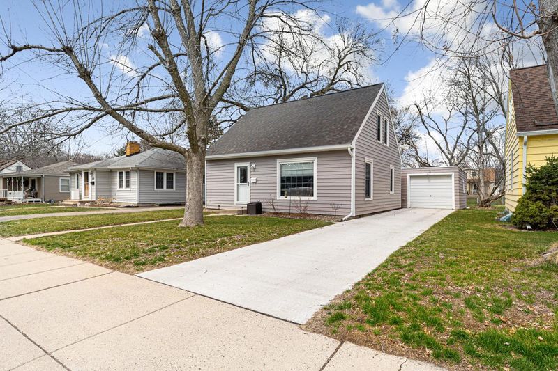 432 Tyler Ave, North Mankato, MN 56003