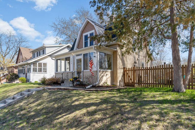 1794 Sheridan Ave, Saint Paul, MN 55116