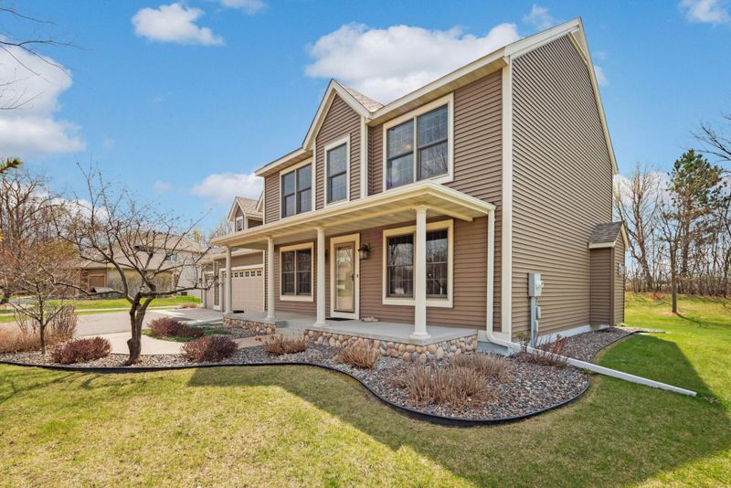 1666 Lakeland Cir, Hugo, MN 55038
