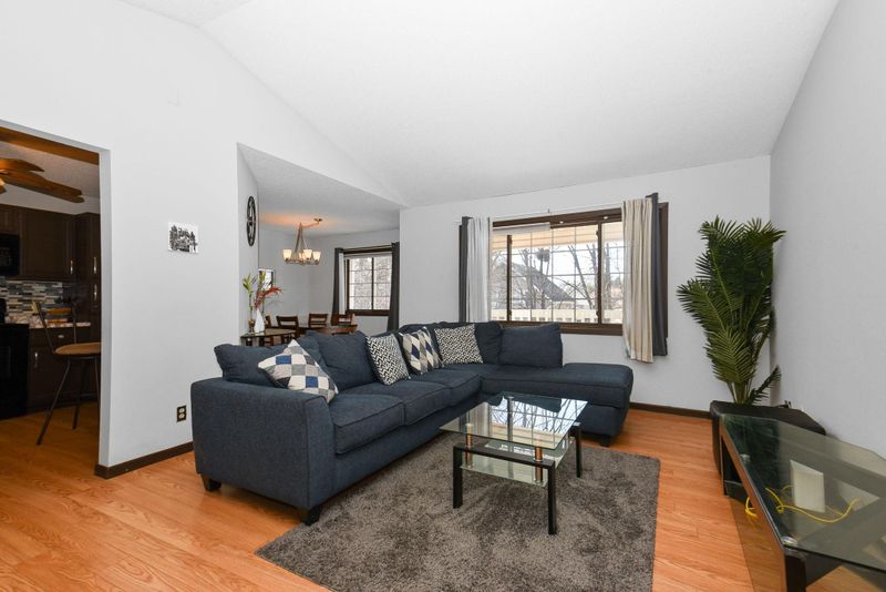 4070 Maureen Dr NE #202, Columbia Heights, MN 55421