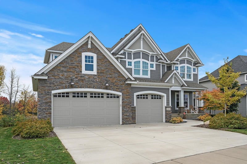 10909 Brookside Trl, Champlin, MN 55316