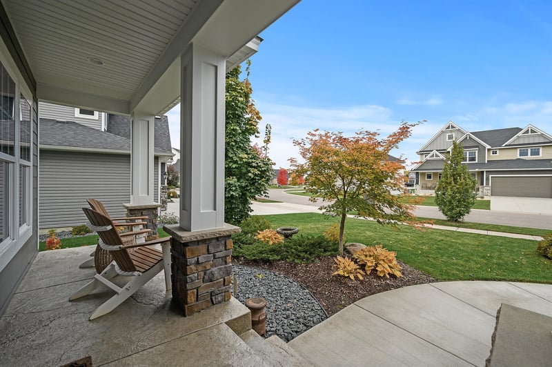 10909 Brookside Trl, Champlin, MN 55316