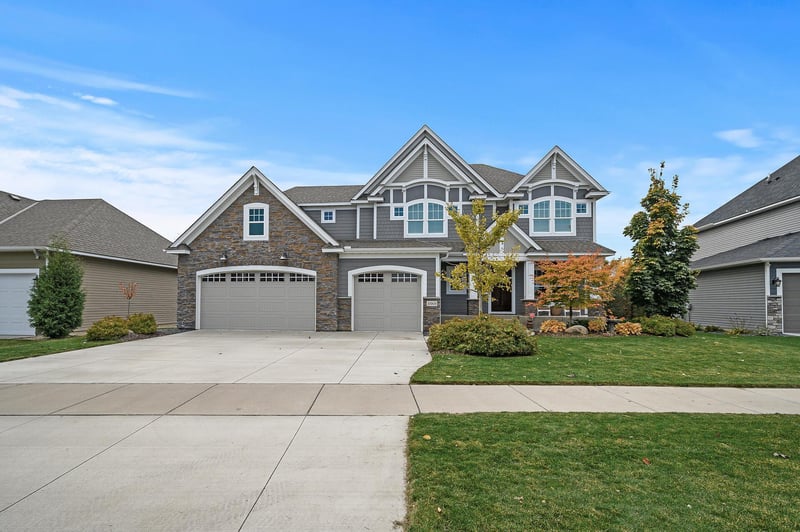 10909 Brookside Trl, Champlin, MN 55316