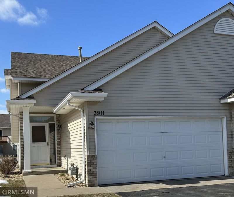3911 124th Cir NW, Minneapolis, MN 55433