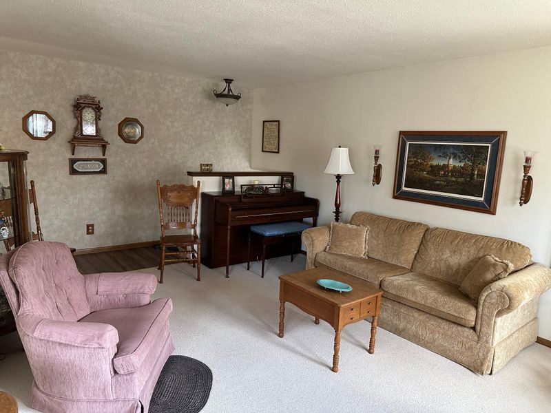 1517 Carol Ave, Detroit Lakes, MN 56501