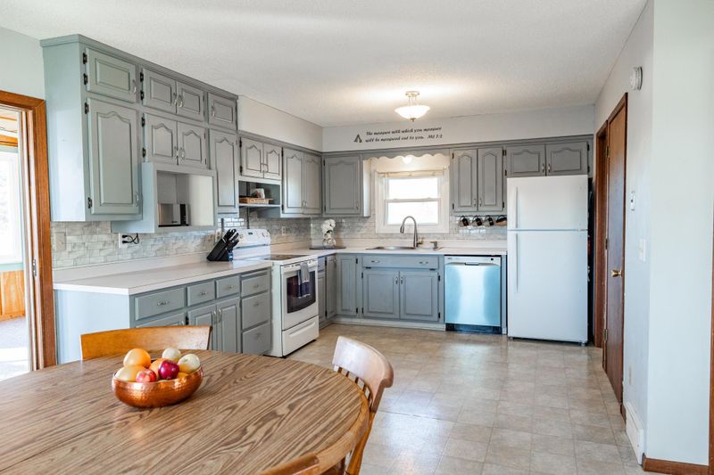 10080 State Highway 70, Pine City, MN 55063