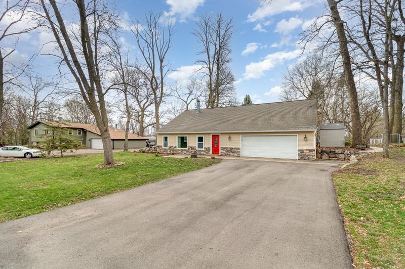 3111 Maple Dr, Prior Lake, MN 55372