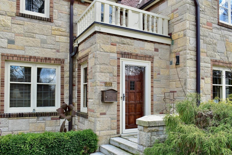 724 Washington St, Winona, MN 55987