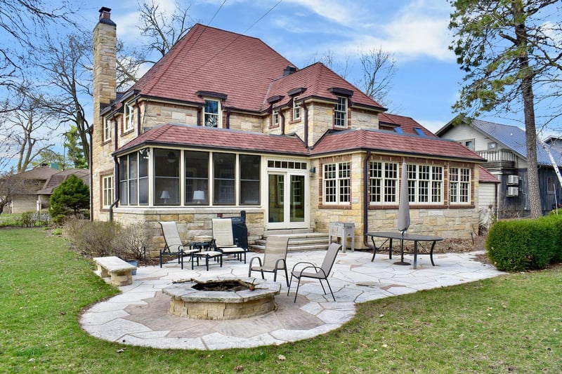 724 Washington St, Winona, MN 55987