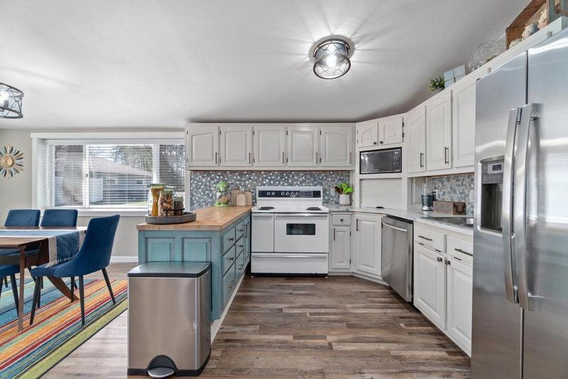 E5987 800th Ave, Menomonie, WI 54751