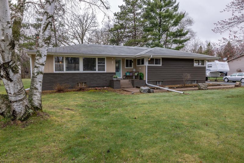 731 West St, Taylors Falls, MN 55084