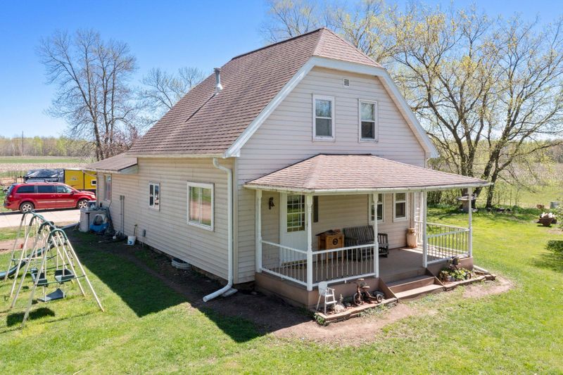 35614 Fox Rd, Hinckley, MN 55037