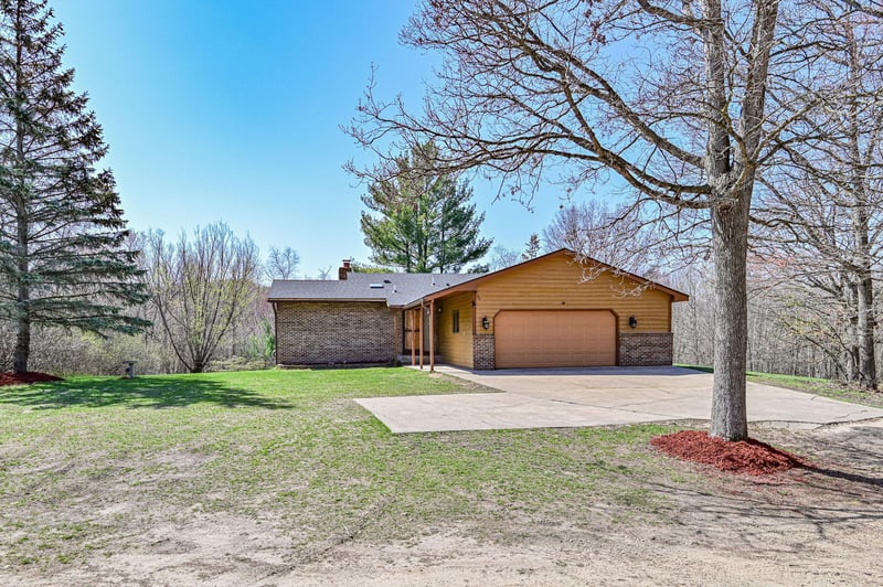 6700 237th Ave NE, Linwood Twp, MN 55079