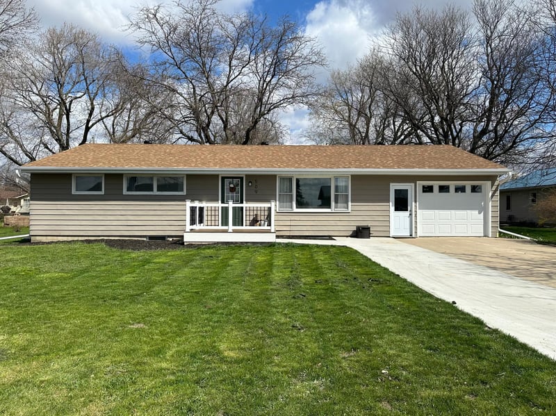 509 6th Ave, Round Lake, MN 56167