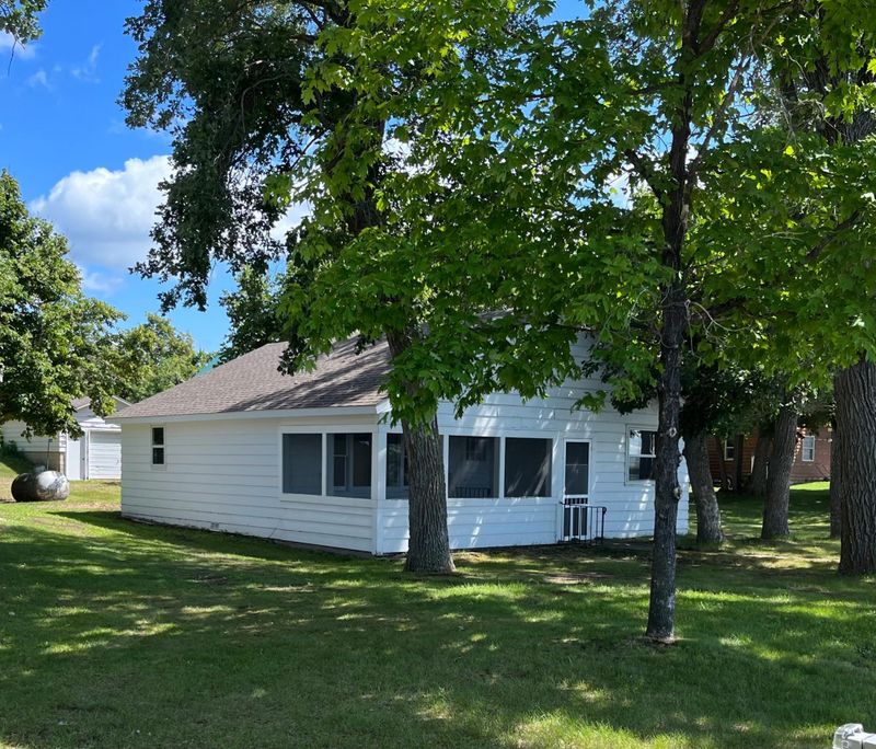 42680 Pleasure Park Rd, Ottertail, MN 56571
