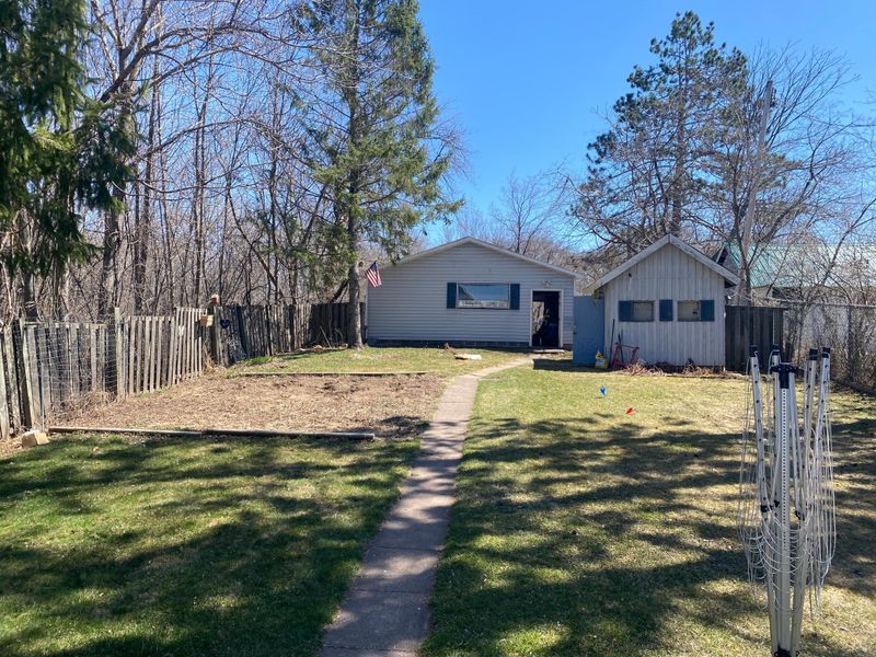 606 Park Ave, Sandstone, MN 55072