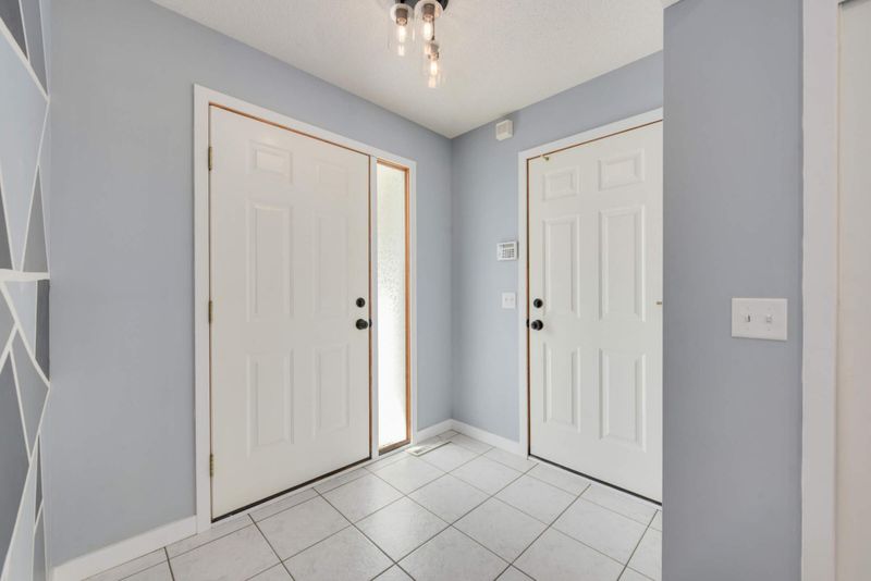 8775 Dunkirk Ct NE, Blaine, MN 55449