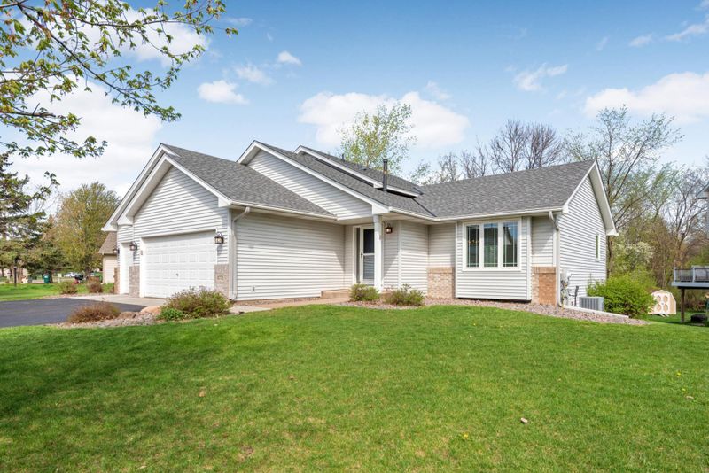 8775 Dunkirk Ct NE, Blaine, MN 55449