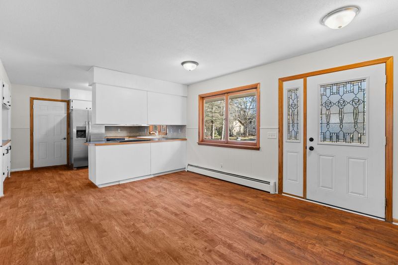 6640 Cedar St, North Branch, MN 55056